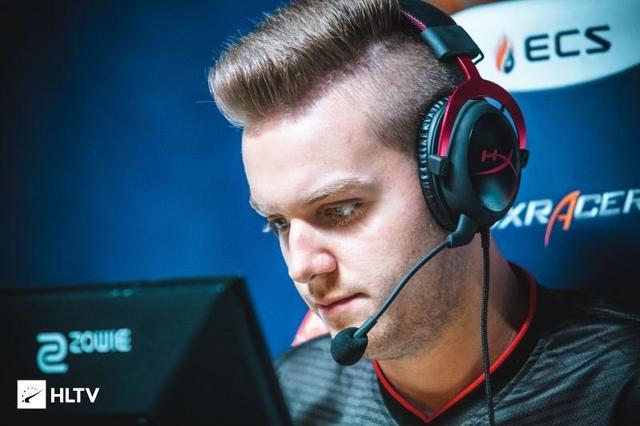 Invictus Gaming 和 JD Gaming 晋级 Rumble Stage LPL Split 2 2025