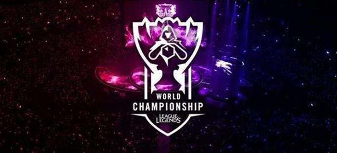 IEM墨尔本2025第一天：精彩比赛、击杀、评论、表情包、网红反应