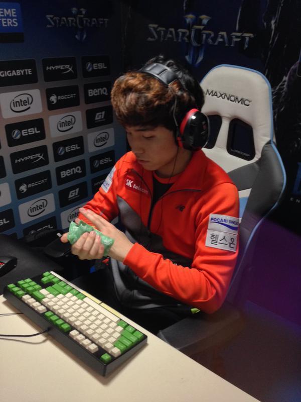 EDward Gaming 被击倒了！ ThunderTalk Gaming 的四连击飞行阵容激活了