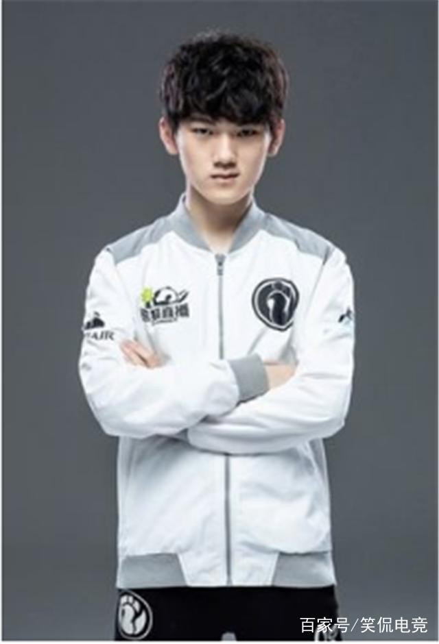 一而再 再而三！BLG面对T1取得三连胜！